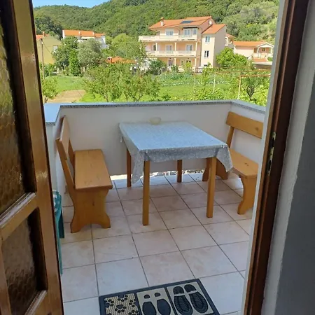 Apartment By The Sea Kampor, Rab - 22228 Rab Town